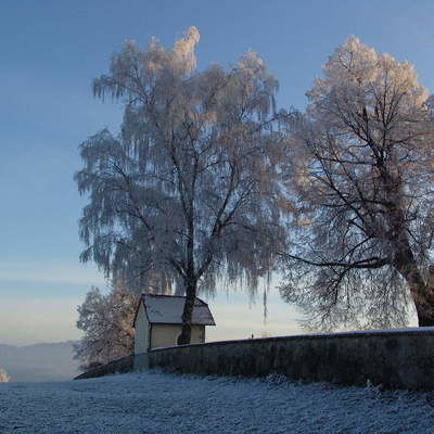 Kapelle im Winter Sonnenwaldregion Schöllnach