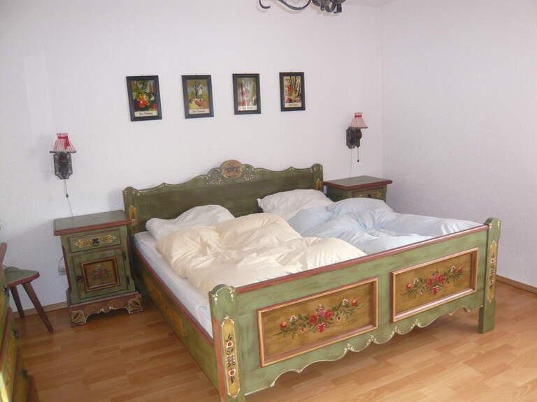 Schlafzimmer Ferienwohnung Reiterhof Habereder