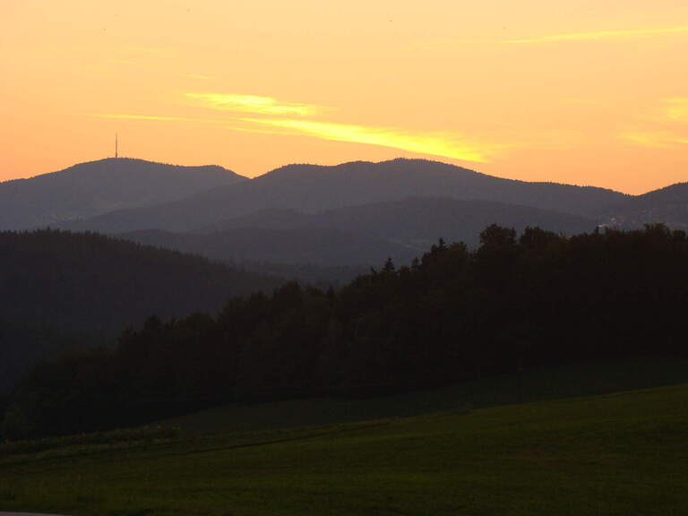 Sonnenaufgang Reiterhof Habereder Sonenwaldregion