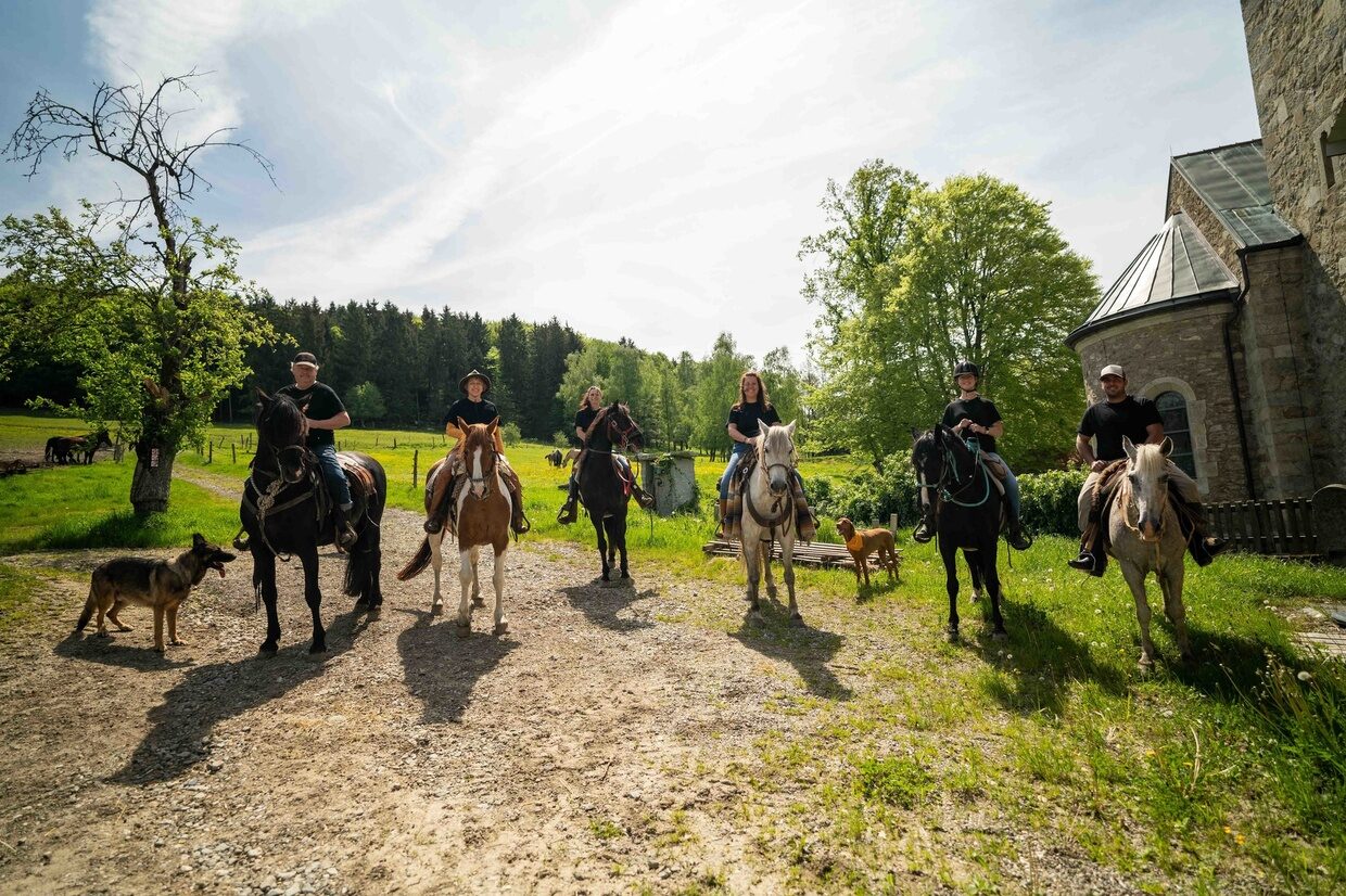 Urlaub auf dem Bauernhof auf dem Reiterhof Habereder Urlaub auf dem Bauernhof Reiterhof Habereder