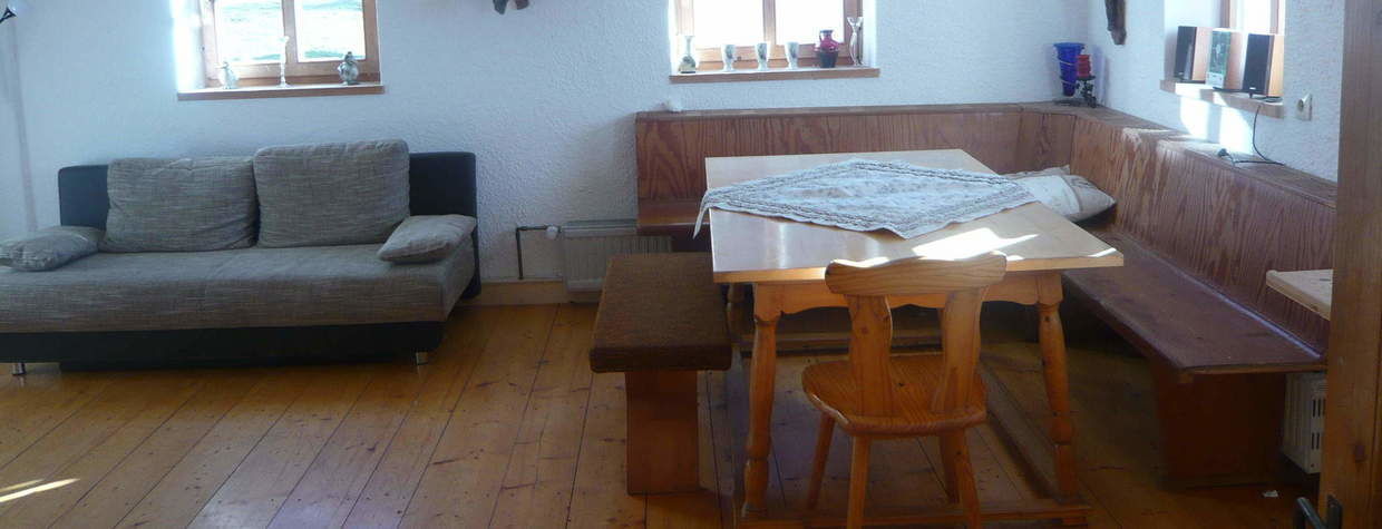 Wohn- und Essbereich Ferienwohnung Reiterhof Habereder